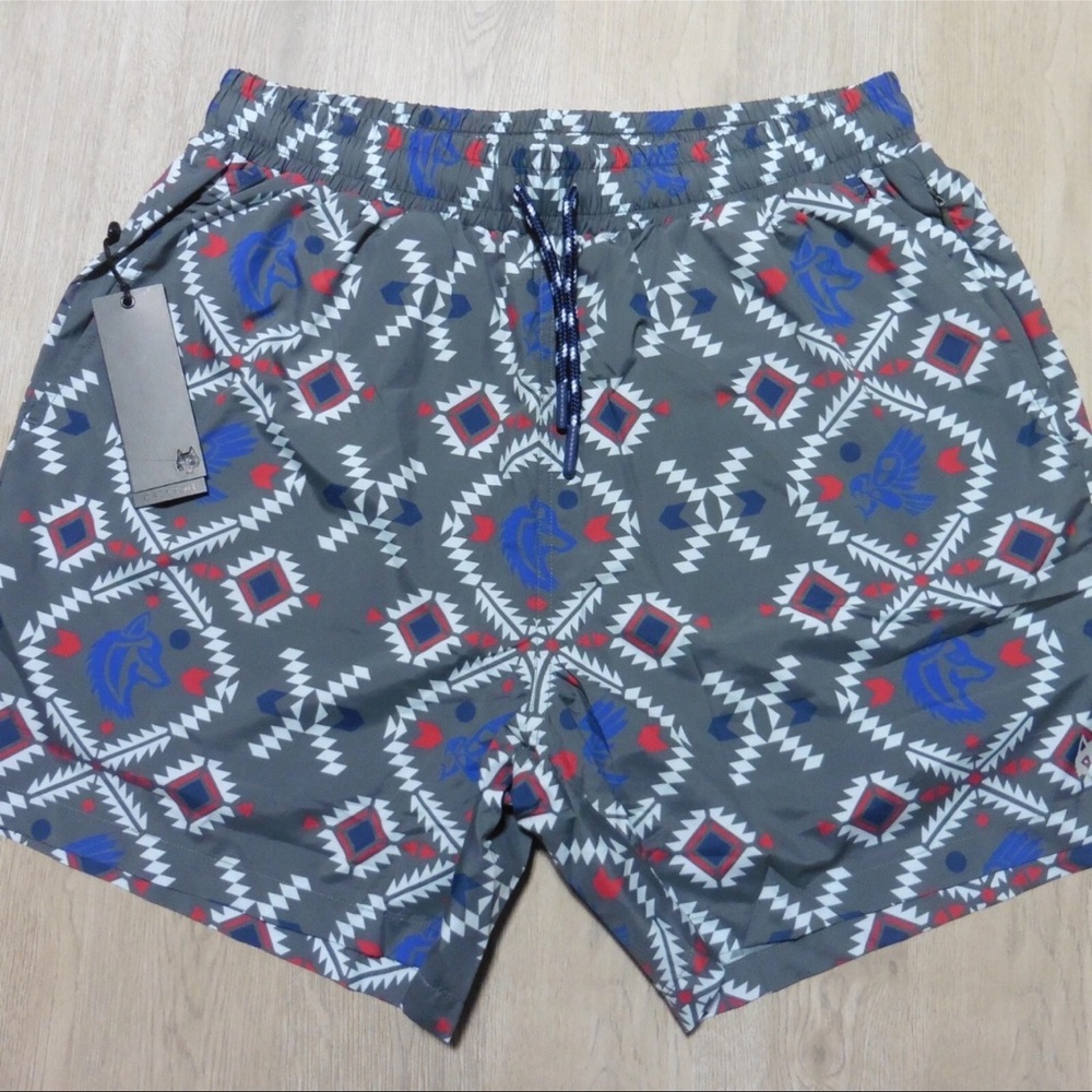 Greyson Men’s L Swim Trunks Wolf Torch Aztec Lined 6” Water Shorts NWT